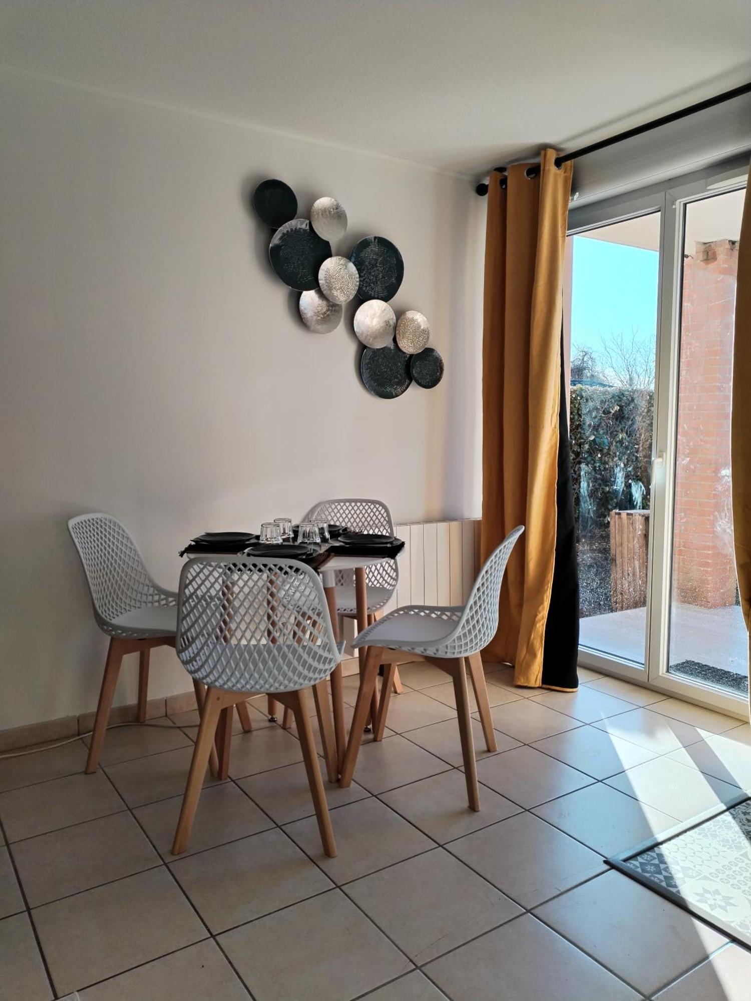 T2 Spacieux Tres Bien Place Gagnac-sur-Garonne Exterior foto